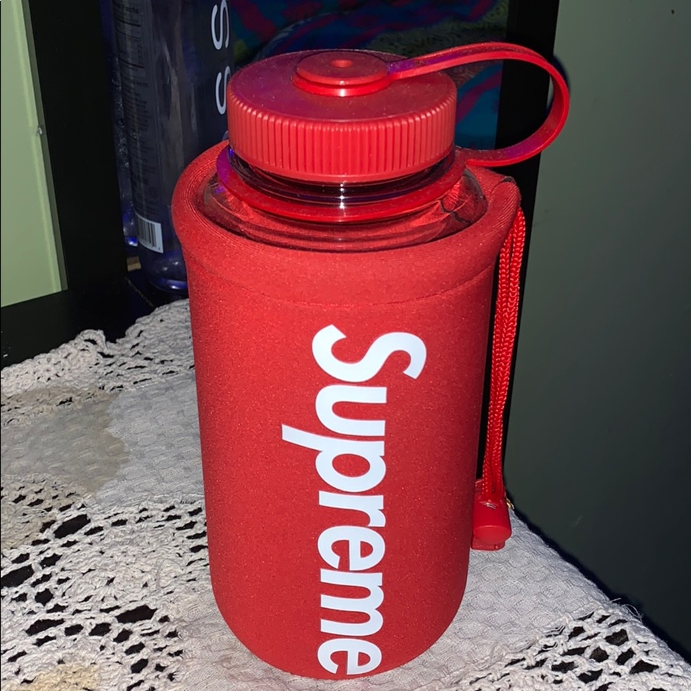Supreme / Nalgene Water Bottle 32oz